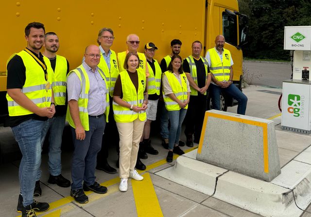 Sandra Boser MdL und Thomas Hentschel MdL zu Besuch bei der Bio-CNG-Tankstelle in Lahr