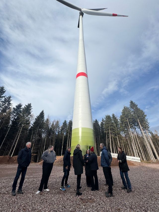 Sandra Boser MdL und Thekla Walker MdL besuchten den Windpark Schnürbuck